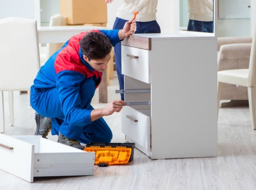 Furniture assembly / disassembly service
